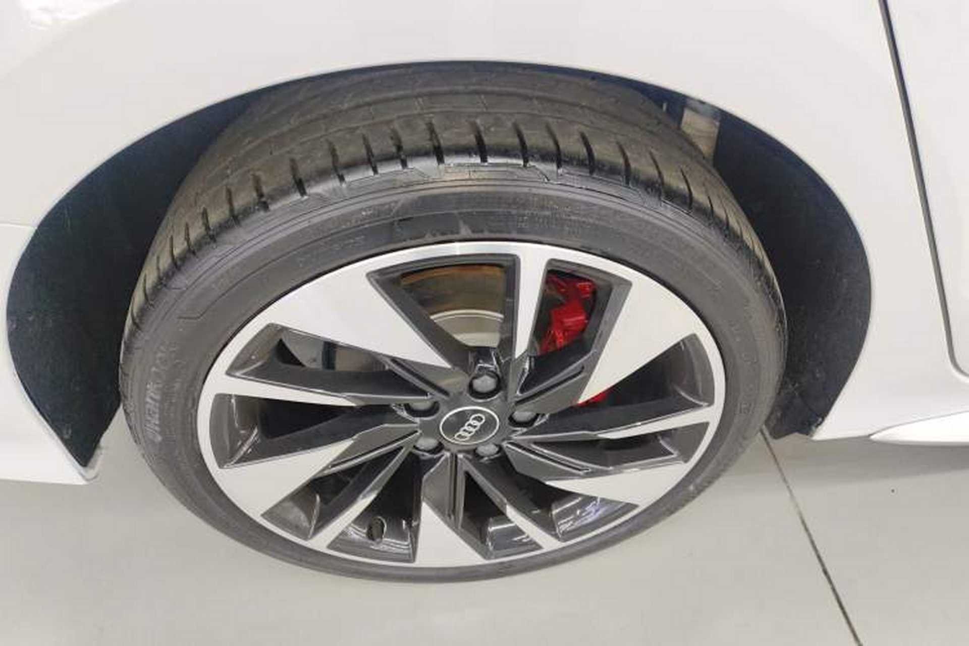 Used Audi A3 2024 A3L Limousine 35 TFSI Fashion Sport Model Right Rear Wheel Hub