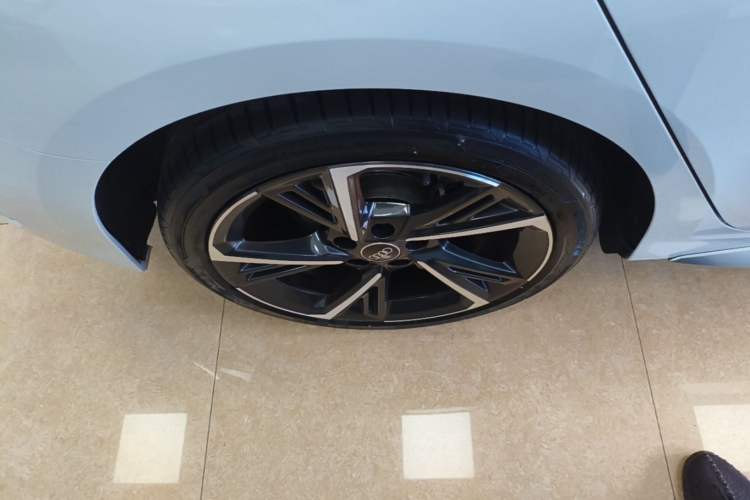 Used Audi A3 2024 Sportback 35 TFSI Fashionable Sports Model Right Rear Wheel Hub