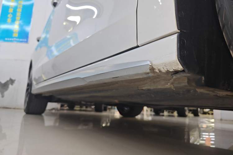Used Audi A3 2024 A3L Limousine 35 TFSI Fashion Sport Model Right Side Sill