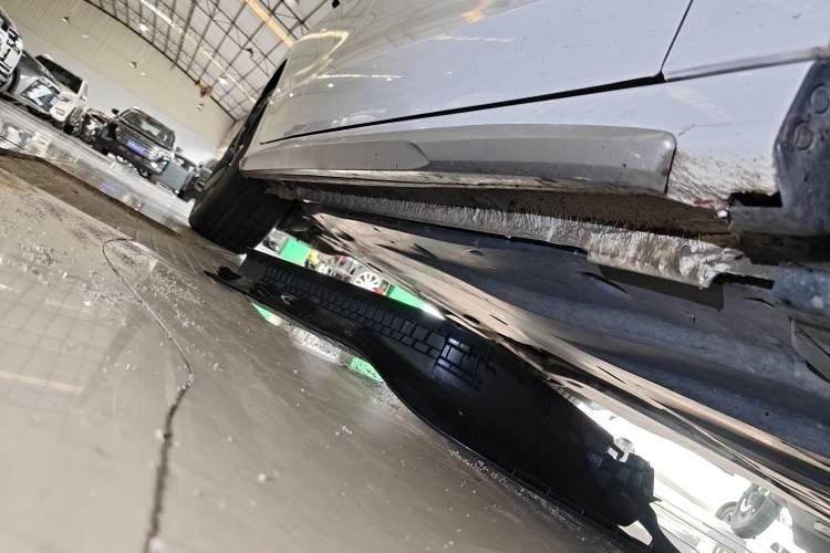 Used Audi A3 2024 Sportback 35 TFSI Fashionable Sports Model Right Side Sill