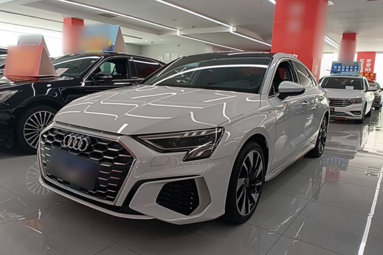 Audi A3 2024 A3L Limousine 35 TFSI Fashion Sport Model