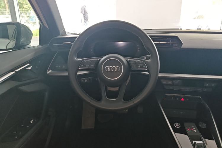 Used Audi A3 2024 A3L Limousine 35 TFSI Fashion Sport Model Steering Wheel