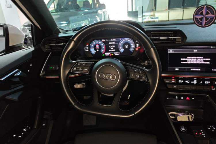 Used Audi A3 2024 A3L Limousine 35 TFSI Fashion Sport Model Steering Wheel