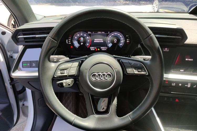 Used Audi A3 2024 Sportback 35 TFSI Fashionable Sports Model Steering Wheel