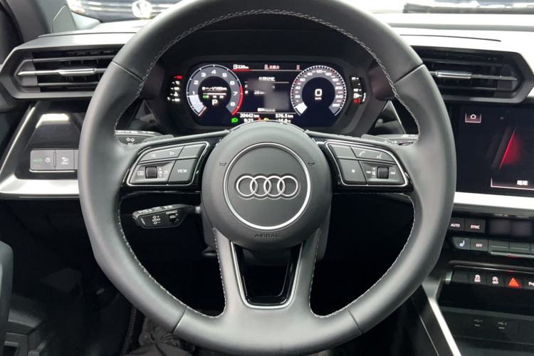 Used Audi A3 2024 A3L Limousine 35 TFSI Fashion Sport Model Steering Wheel