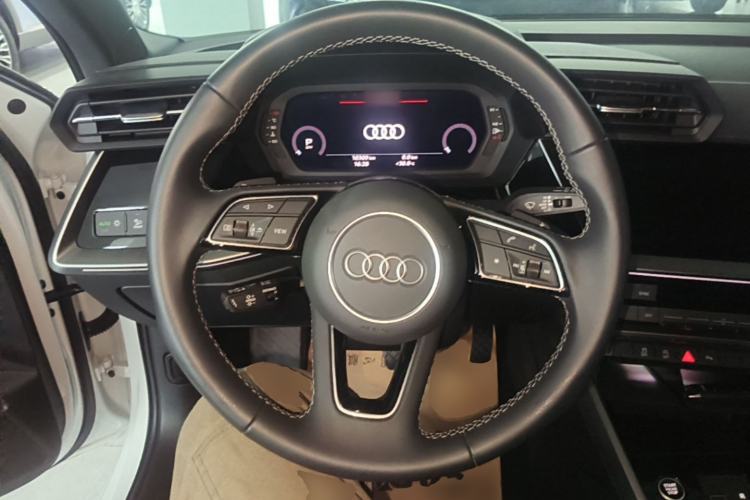 Used Audi A3 2024 Sportback 35 TFSI Fashionable Sports Model Steering Wheel