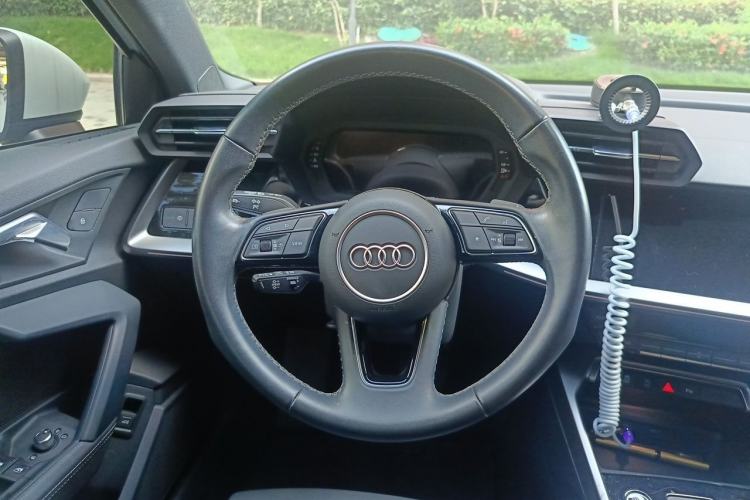 Used Audi A3 2024 Sportback 35 TFSI Fashionable and Elegant Model Steering Wheel