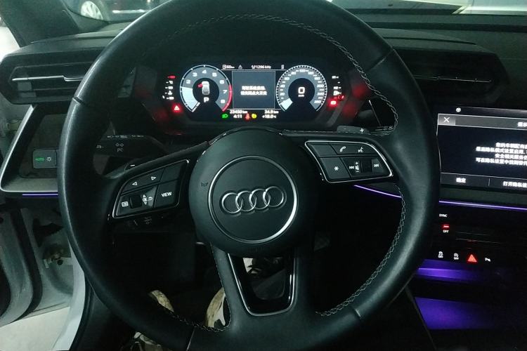 Used Audi A3 2024 Sportback 35 TFSI Fashionable Sports Model Steering Wheel