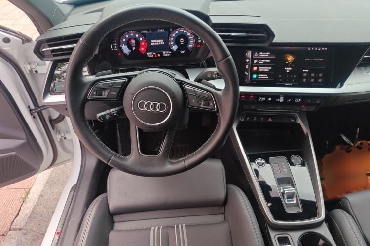 Used Audi A3 2024 A3L Limousine 35 TFSI Fashion Sport Model Steering Wheel