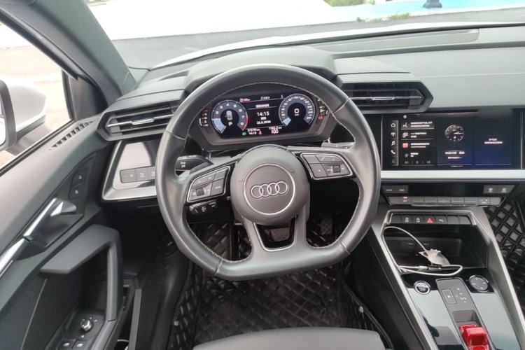 Used Audi A3 2024 A3L Limousine 35 TFSI Fashion Sport Model Steering Wheel