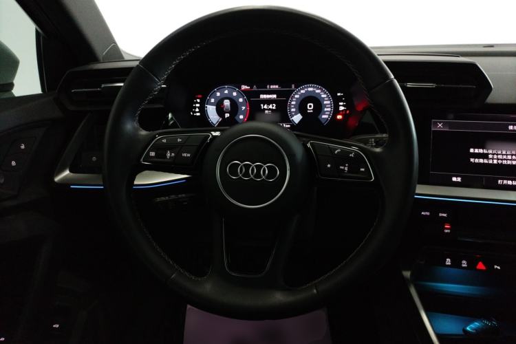 Used Audi A3 2024 Sportback 35 TFSI Fashionable Sports Model Steering Wheel