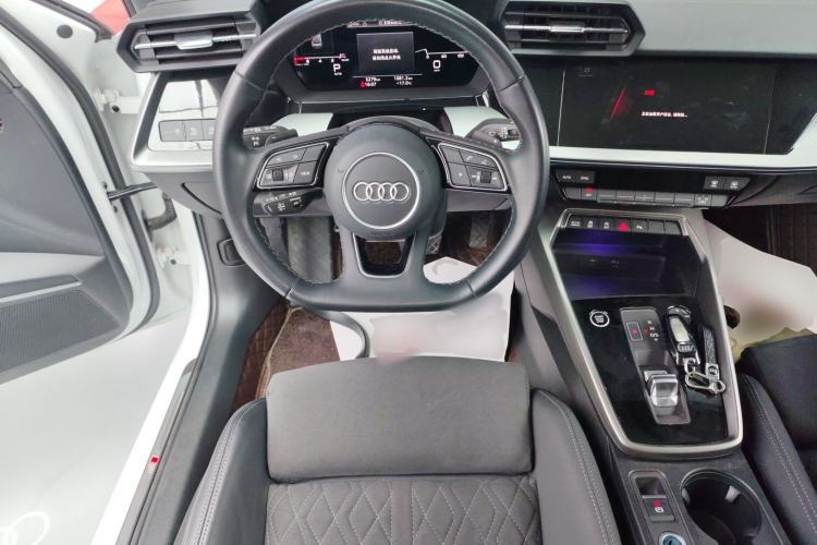 Used Audi A3 2024 A3L Limousine 35 TFSI Luxury Sport Edition Steering Wheel