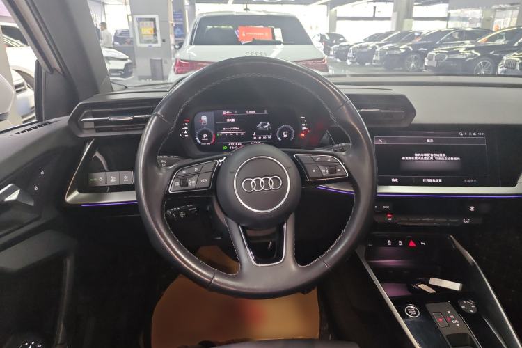 Used Audi A3 2024 Sportback 35 TFSI Fashionable Sports Model Steering Wheel