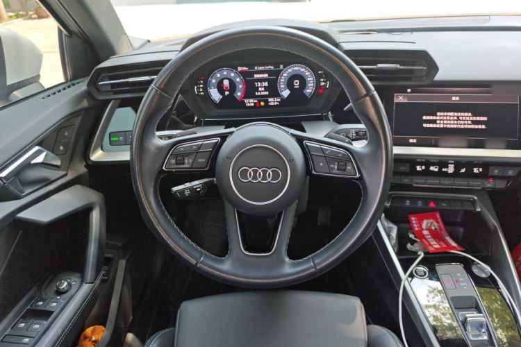 Used Audi A3 2024 A3L Limousine 35 TFSI Fashion Sport Model Steering Wheel
