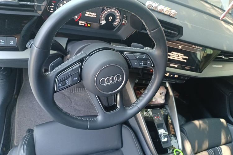 Used Audi A3 2024 Sportback 35 TFSI Fashionable Sports Model Steering Wheel