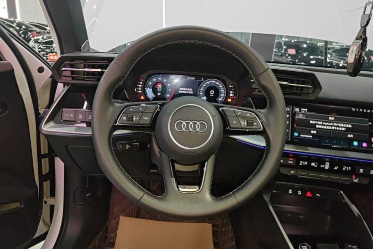 Used Audi A3 2024 A3L Limousine 35 TFSI Fashion Sport Model Steering Wheel