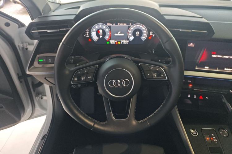 Used Audi A3 2024 Sportback 35 TFSI Fashionable Sports Model Steering Wheel