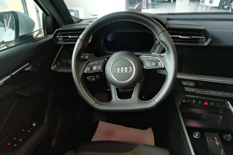 Used Audi A3 2024 A3L Limousine 35 TFSI Fashion Sport Model Steering Wheel
