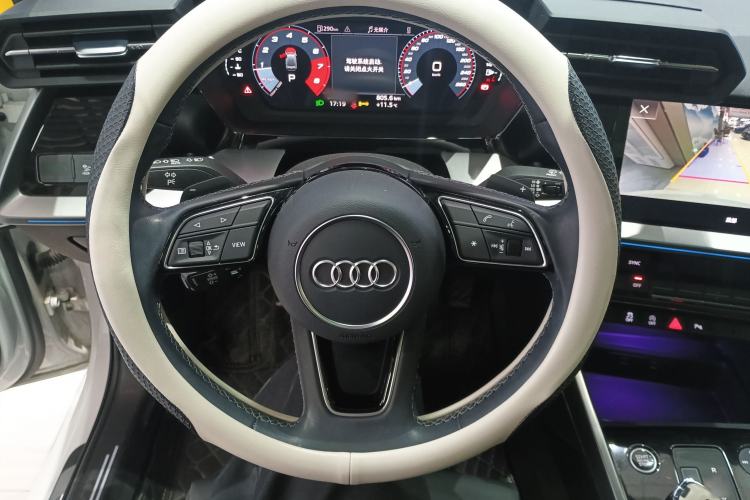Used Audi A3 2024 A3L Limousine 35 TFSI Fashion Sport Model Steering Wheel