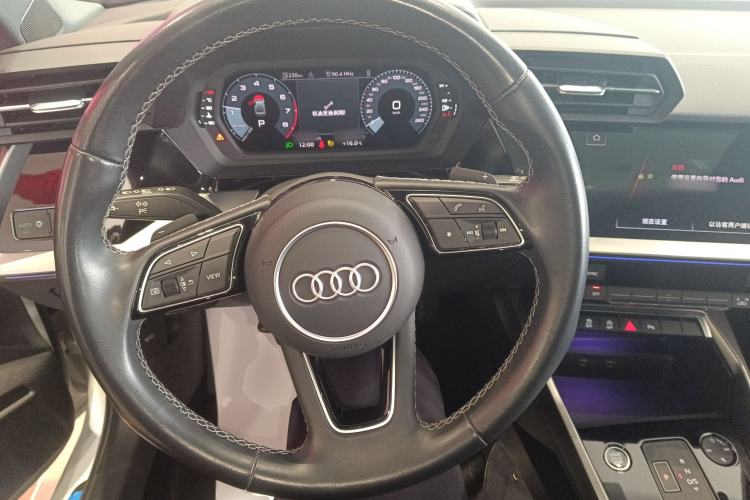 Used Audi A3 2024 A3L Limousine 35 TFSI Fashion Sport Model Steering Wheel
