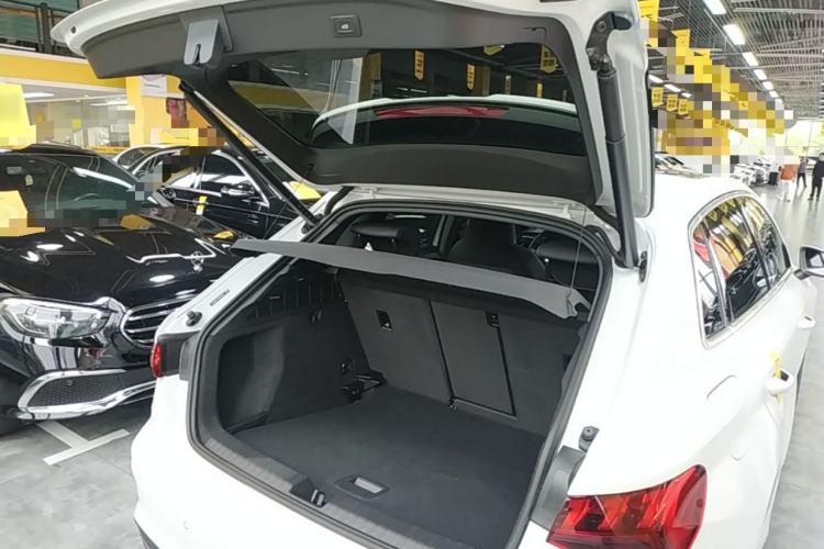 Used Audi A3 2024 Sportback 35 TFSI Fashionable Sports Model Trunk