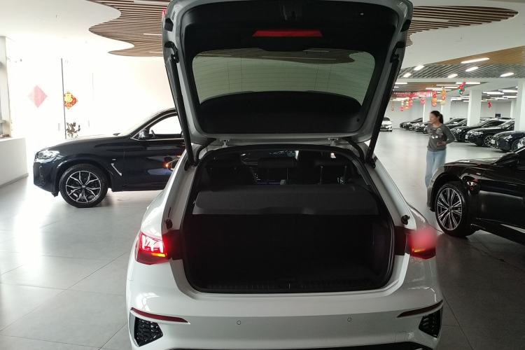 Used Audi A3 2024 Sportback 35 TFSI Fashionable Sports Model Trunk