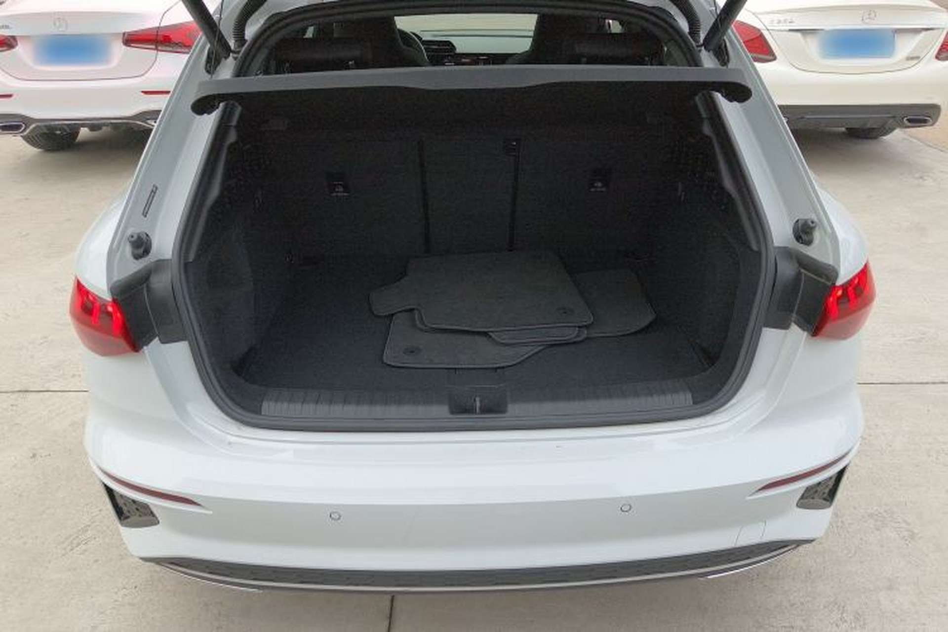 Used Audi A3 2024 Sportback 35 TFSI Fashionable Sports Model Trunk