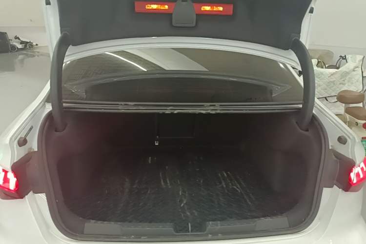 Used Audi A3 2024 A3L Limousine 35 TFSI Fashion Sport Model Trunk