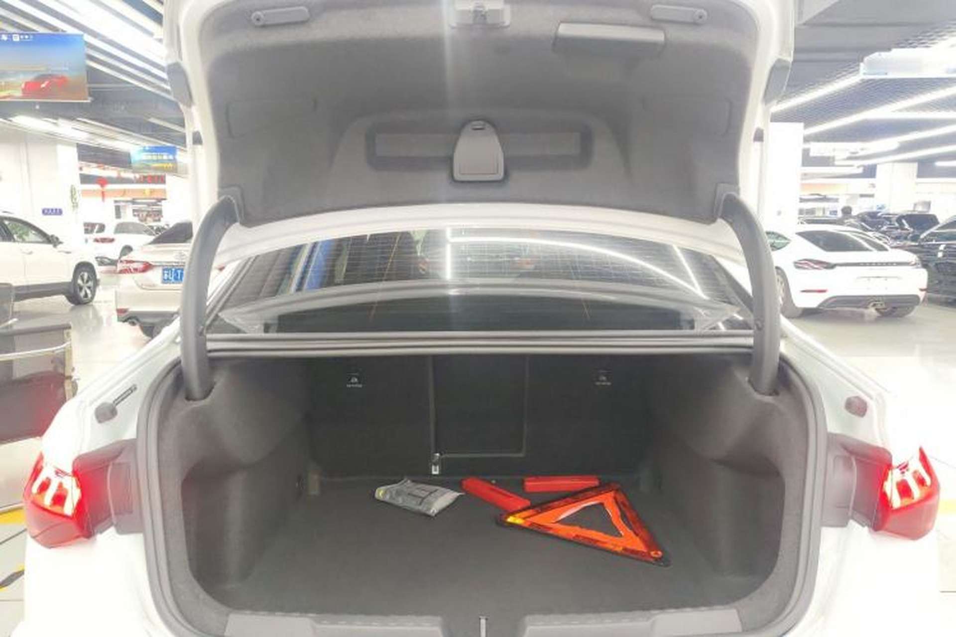 Used Audi A3 2024 A3L Limousine 35 TFSI Fashion Sport Model Trunk