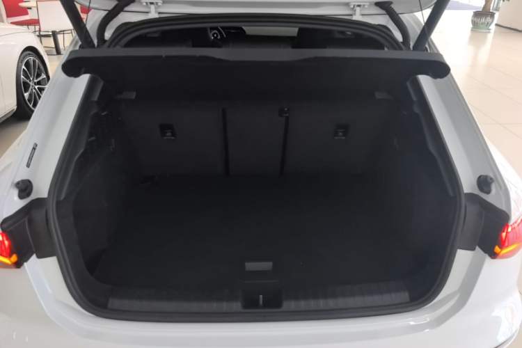 Used Audi A3 2024 Sportback 35 TFSI Fashionable Sports Model Trunk