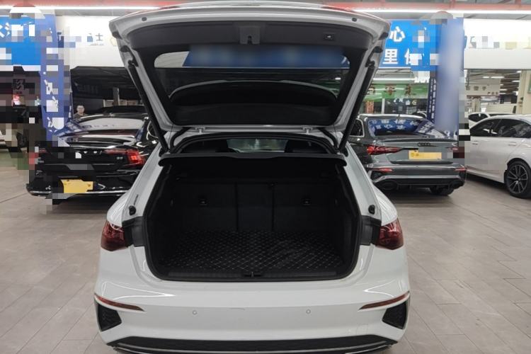 Used Audi A3 2024 Sportback 35 TFSI Fashionable Sports Model Trunk