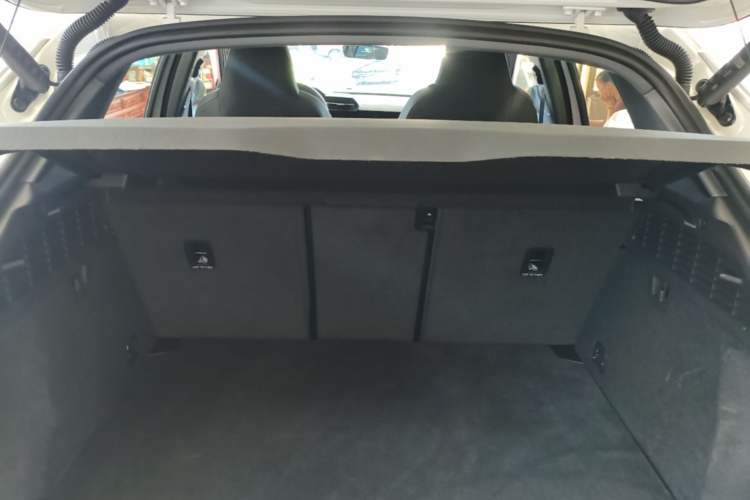 Used Audi A3 2024 Sportback 35 TFSI Fashionable Sports Model Trunk