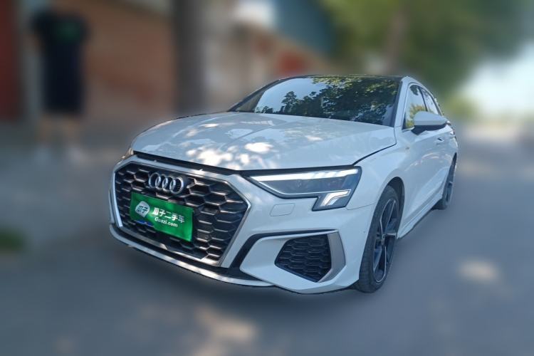 Used Audi A3 2024 Sportback 35 TFSI Fashionable Sports Model Guazi used car, China used car export, Used car for sale, Used  cars, Cheapest cars for sale