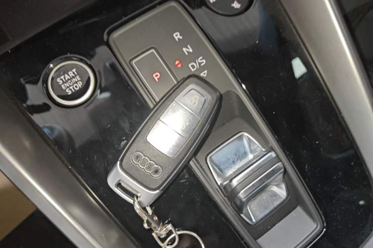Used Audi A3 2024 A3L Limousine 35 TFSI Fashion Sport Model Vehicle Key