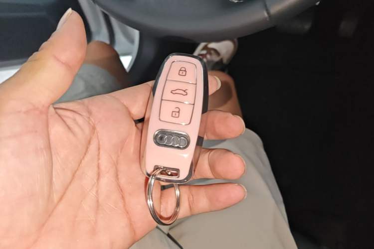 Used Audi A3 2024 A3L Limousine 35 TFSI Fashion Sport Model Vehicle Key