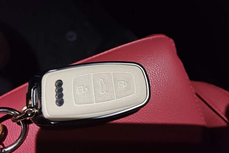 Used Audi A3 2024 Sportback 35 TFSI Fashionable Sports Model Vehicle Key