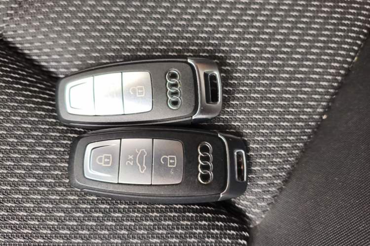 Used Audi A3 2024 Sportback 35 TFSI Advanced Sport Edition Vehicle Key