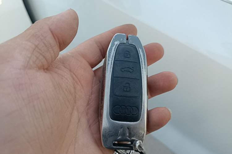 Used Audi A3 2024 A3L Limousine 35 TFSI Fashion Sport Model Vehicle Key