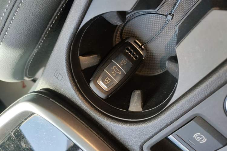 Used Audi A3 2024 Sportback 35 TFSI Fashionable Sports Model Vehicle Key
