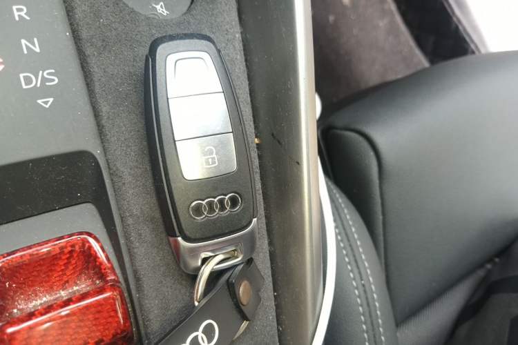 Used Audi A3 2024 A3L Limousine 35 TFSI Fashion Sport Model Vehicle Key
