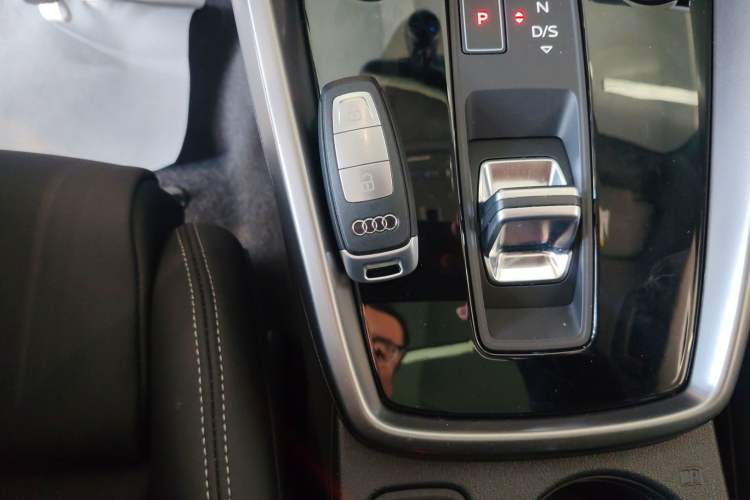Used Audi A3 2024 A3L Limousine 35 TFSI Fashion Sport Model Vehicle Key