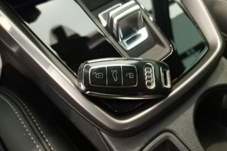 Used Audi A3 2024 Sportback 35 TFSI Fashionable Sports Model Vehicle Key