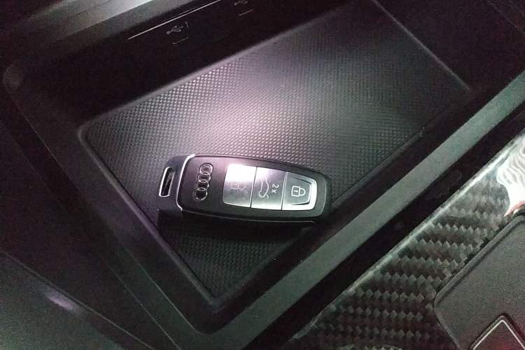 Used Audi A3 2024 Sportback 35 TFSI Fashionable Sports Model Vehicle Key