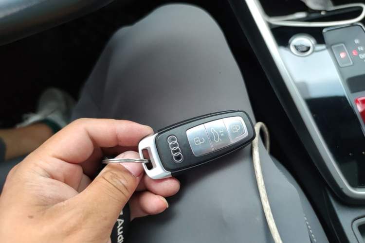 Used Audi A3 2024 A3L Limousine 35 TFSI Fashion Sport Model Vehicle Key