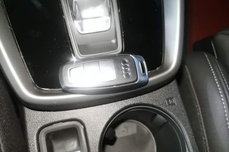 Used Audi A3 2024 A3L Limousine 35 TFSI Fashion Sport Model Vehicle Key