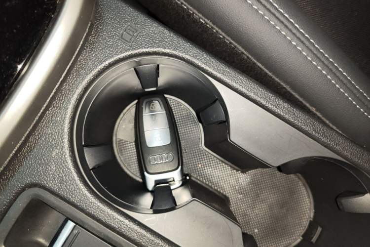 Used Audi A3 2024 Sportback 35 TFSI Fashionable Sports Model Vehicle Key