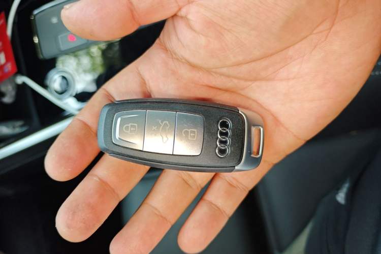 Used Audi A3 2024 A3L Limousine 35 TFSI Fashion Sport Model Vehicle Key