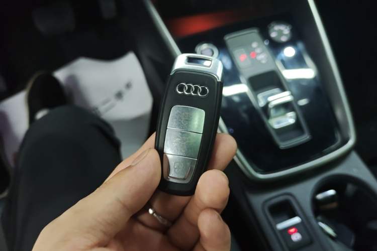 Used Audi A3 2024 A3L Limousine 35 TFSI Fashion Sport Model Vehicle Key