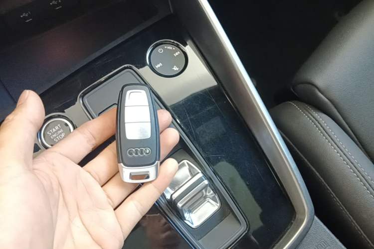 Used Audi A3 2024 A3L Limousine 35 TFSI Fashion Sport Model Vehicle Key