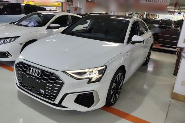 Audi A3 2024 A3L Limousine 35 TFSI Fashion Sport Model de segunda mano